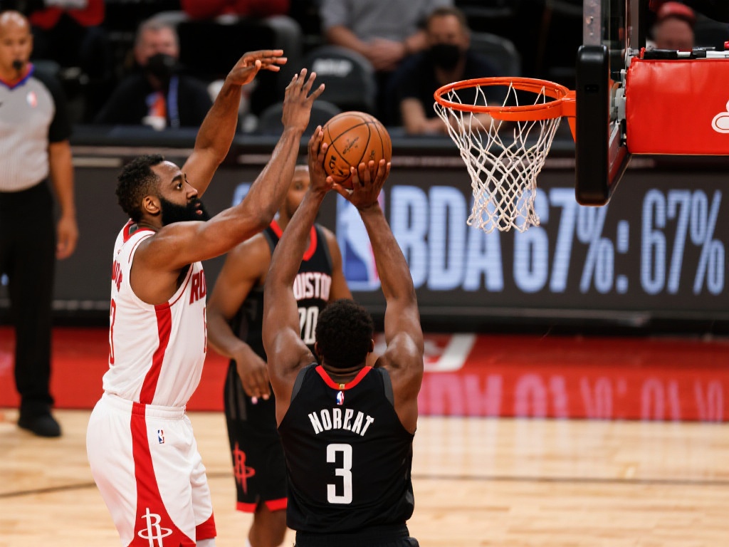 2024华润怡宝中超联赛圆满收官 海港申花蓉城分获冠亚季军殊荣